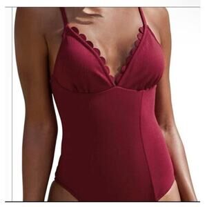 Cupshe NWT Dark Red Textured Scalloped Ruffle Neckline One Piece Swimsuit Size M